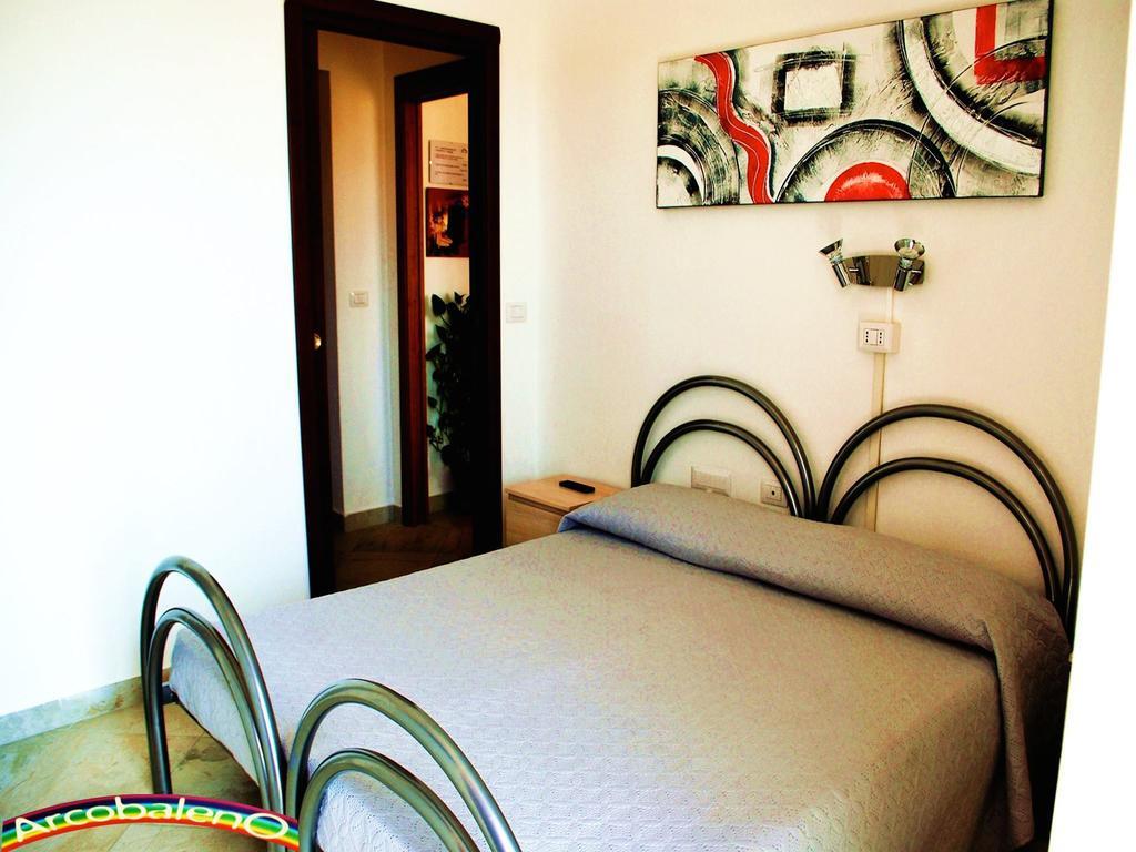 Il Nuovo Arcobaleno Bed & Breakfast Алгеро Екстериор снимка